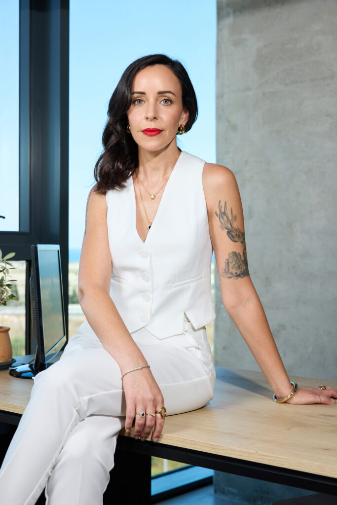 Untitled Capture5798